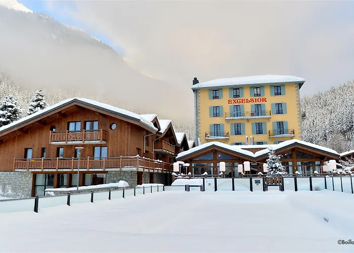 Lizzie Hotel
