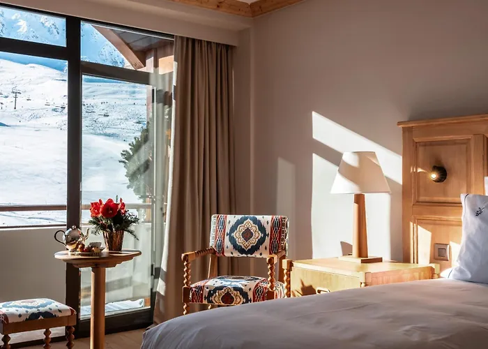 Alpes Hotel Du Pralong
